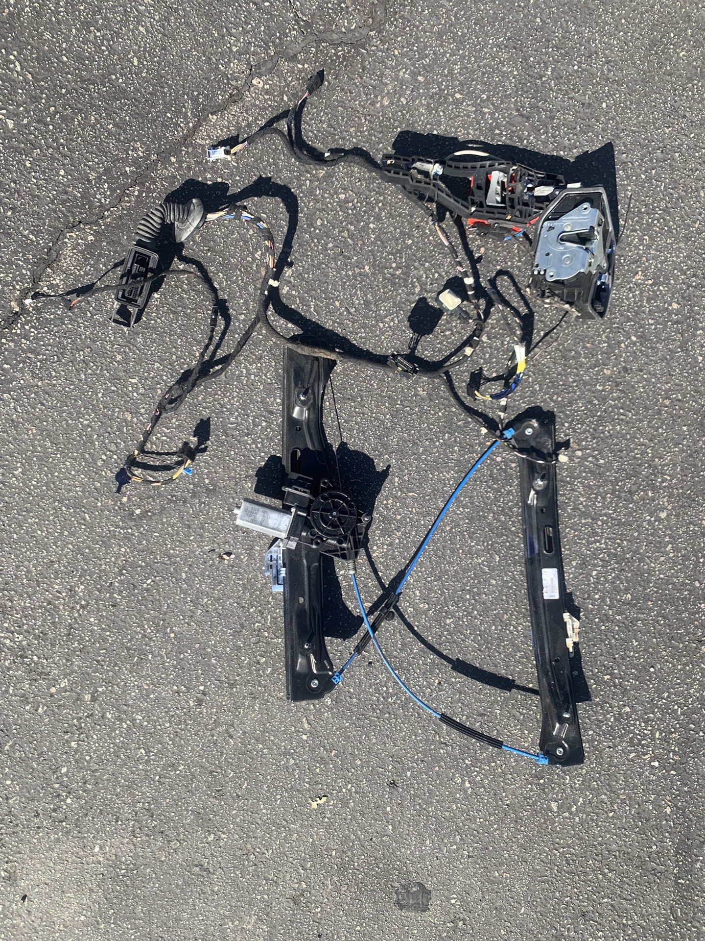 BMW F30 Driver Door Mechanism