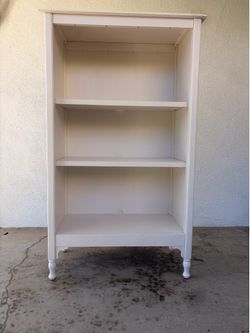 Girls shelf