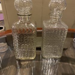 Nice Older Pair Of waffle diamond pattern decanter