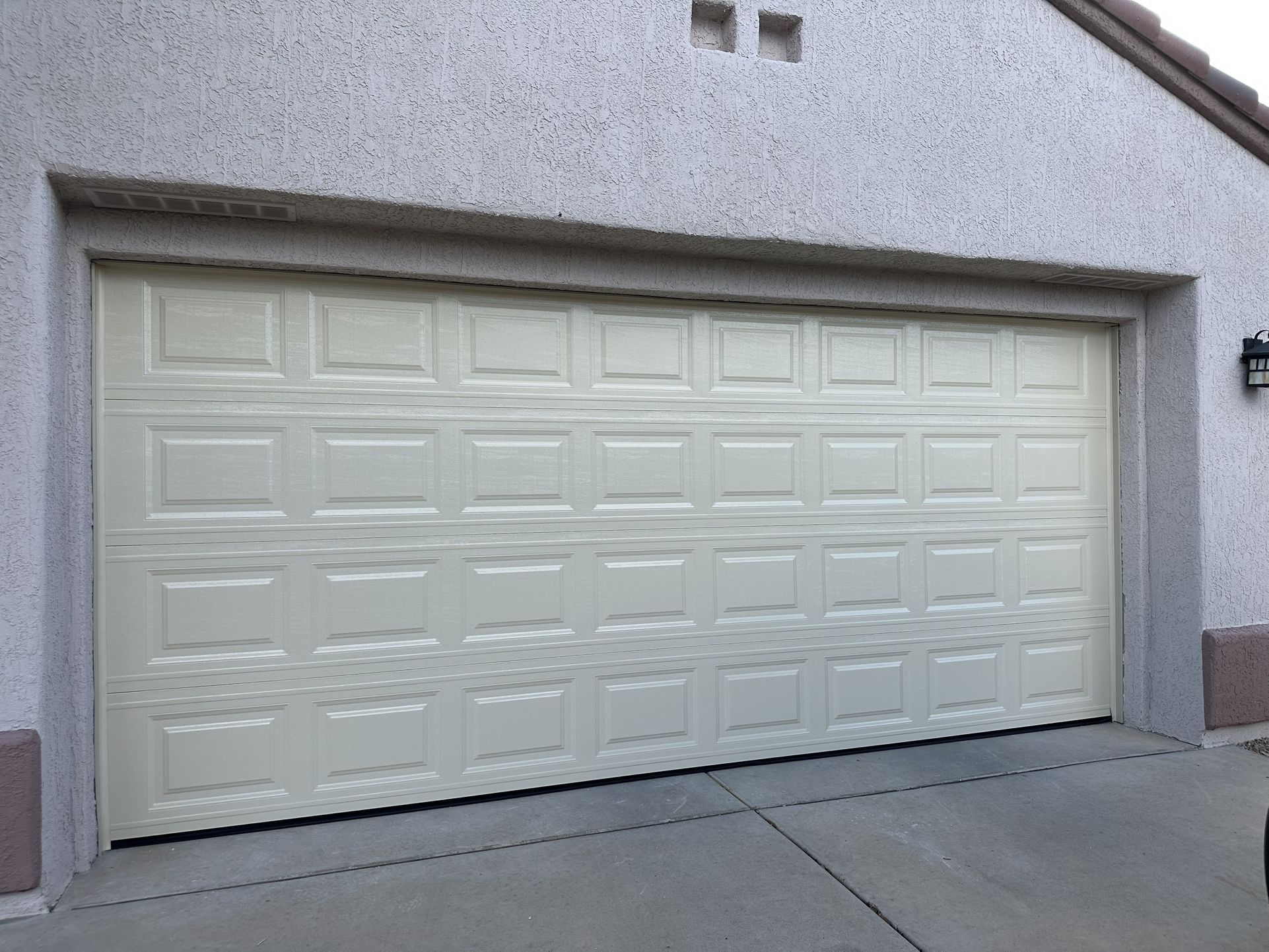 GARAGE DOORS !