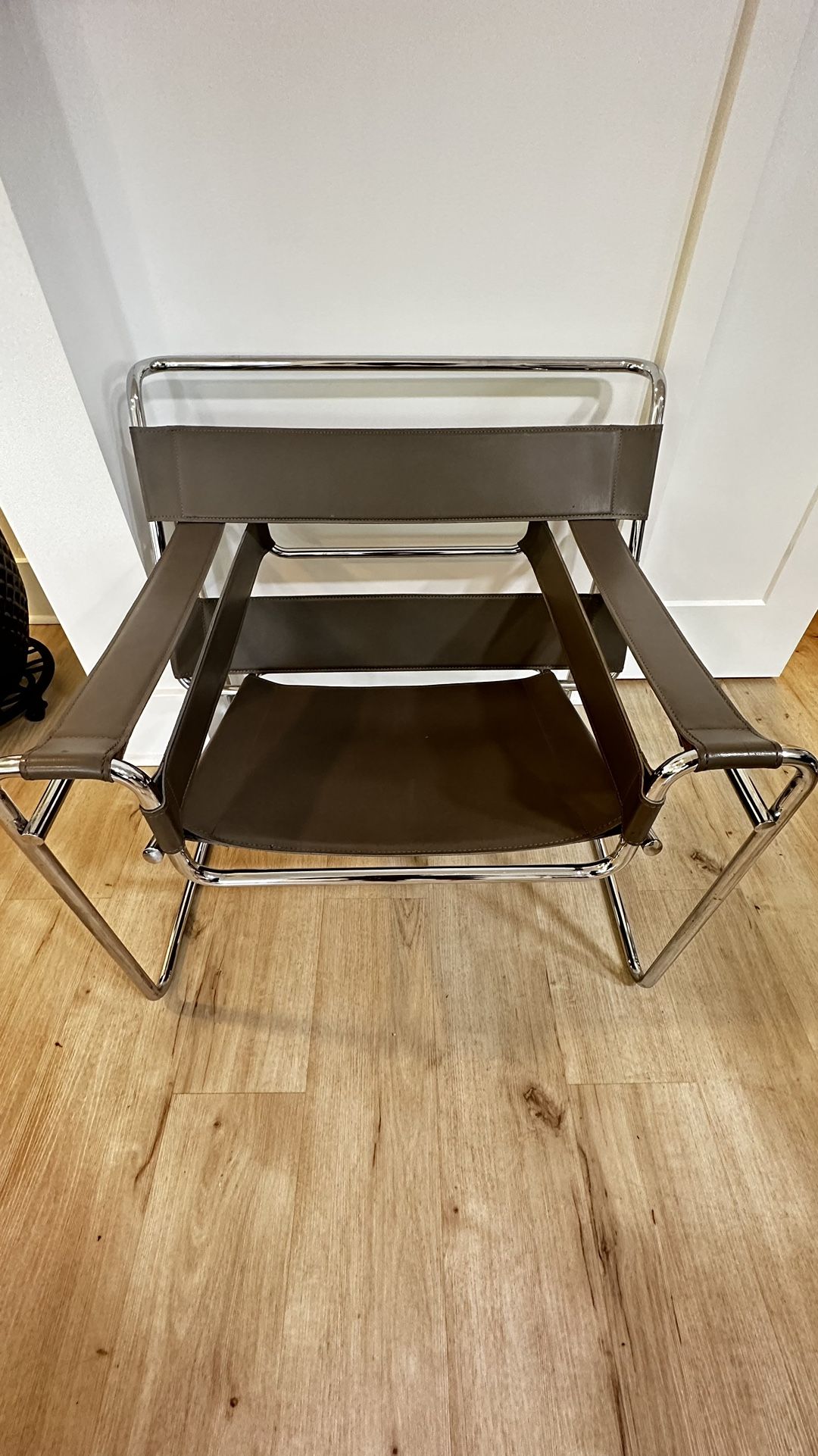 Wassily Chair Replica
