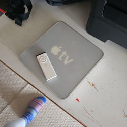 Apple TV with Remote 