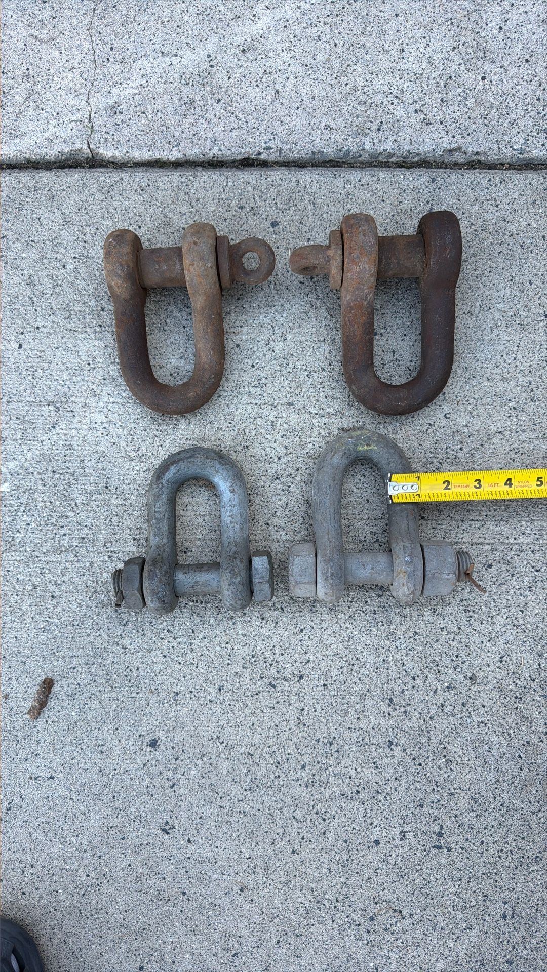 1 Inch Thick Tow Shackles