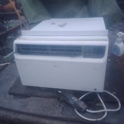 AC UNIT