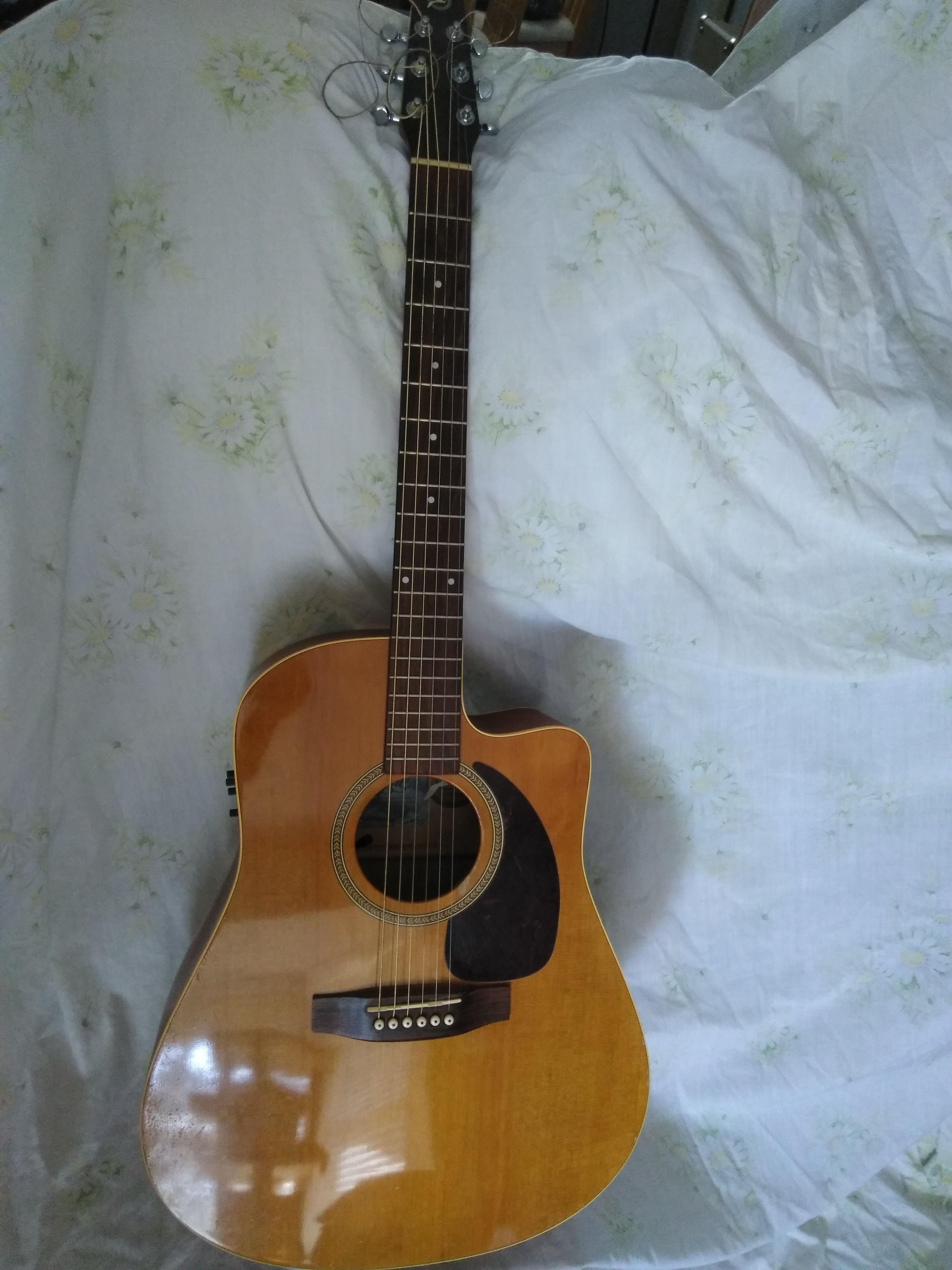 **** Made in Canada Electric Acoustic Guitar Seagull S6+CW GT Great Condition *****