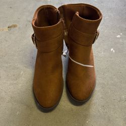 Steve Madden Show Size 3 Never Worn