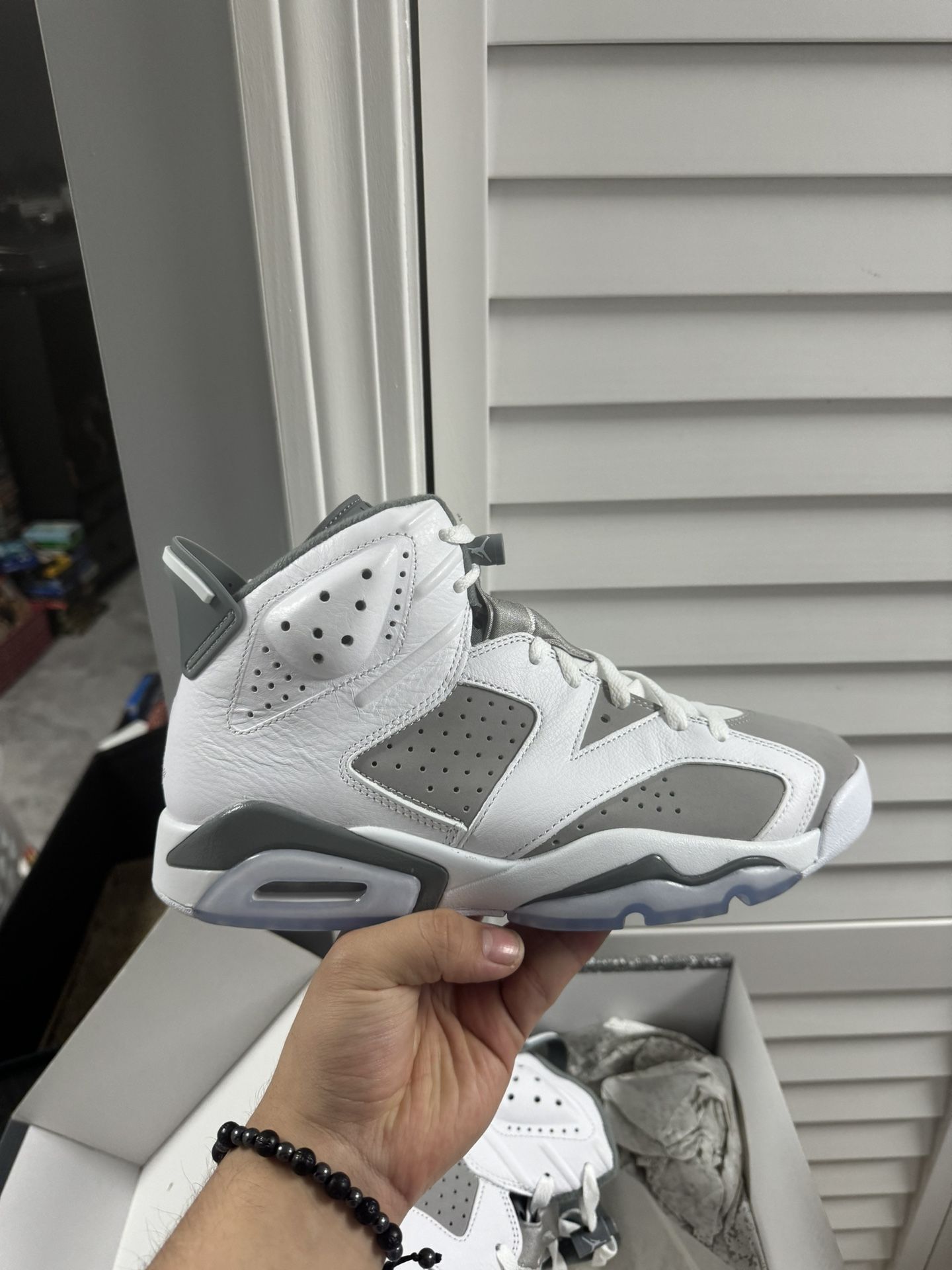 Jordan 6 Cool Greys Size 8.5