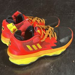Size 6 Adidas Pixar x Dame 8 Mr.Incredible