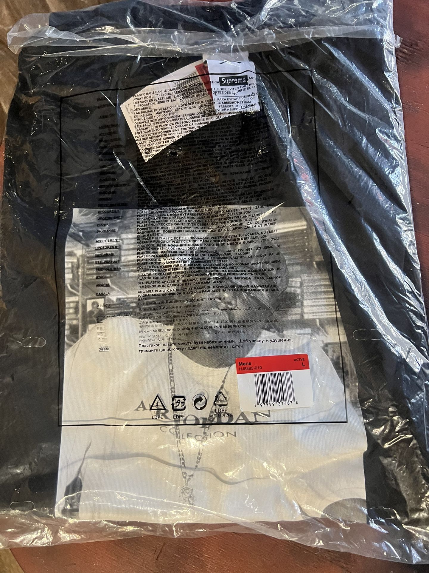 Supreme X Nike Air Jordan Biggie Tee Size Large New