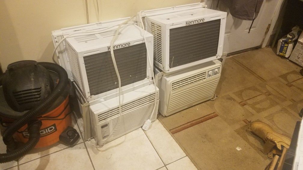 AC WINDOW UNITS