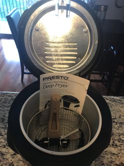 Presto deep fryer