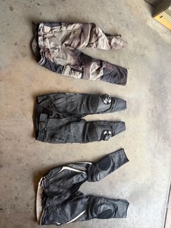 3 motorcycle pants all 3 pairs  120 cash