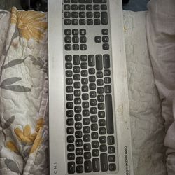 Satechi Wireless Keyboard 