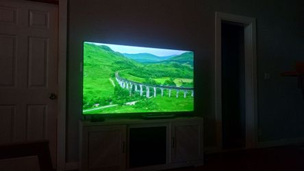 65 inch TCL TV like new