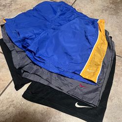 Y2K-era athletic running Nike track shorts size medium 8-10 or men’s small