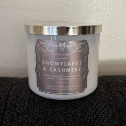 Snowflakes & Cashmere 3-Wick Candle