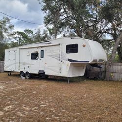 Rv 2008 Keystone Cougar 35ft