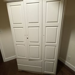 6ft Closet 