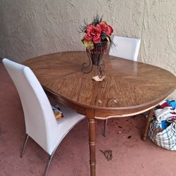 Dining Table And Chairs 