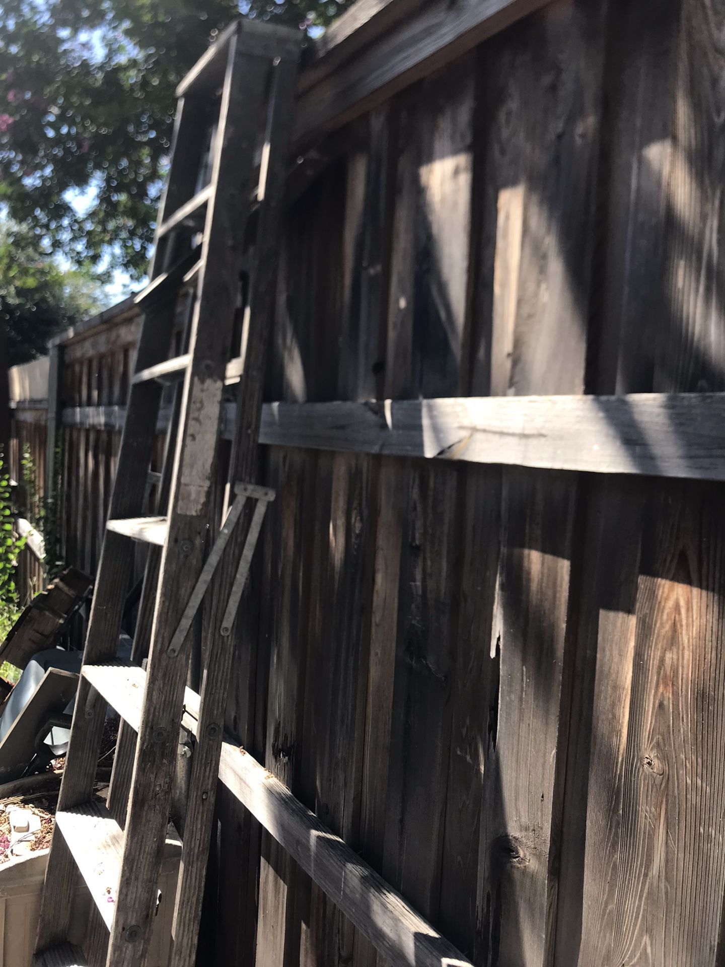 10 Foot Wood Step Ladder In Great Condition