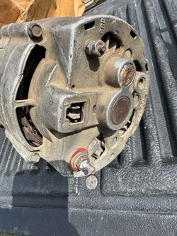 Chevrolet 350 Alternator & Power steering pump