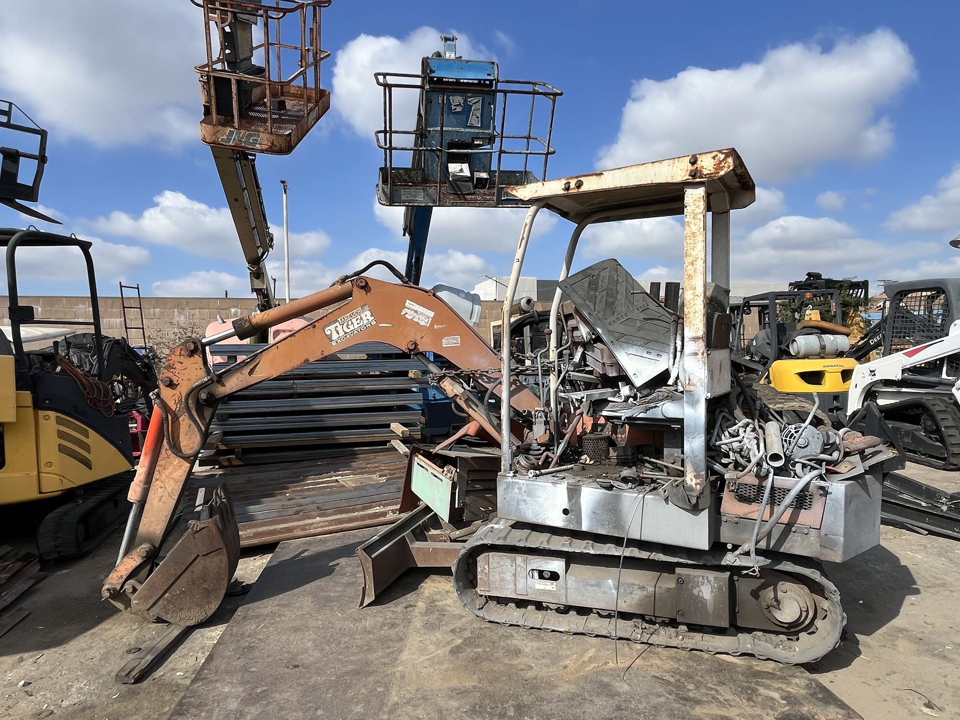 Takeuchi TB Mini Excavator (No Engine)