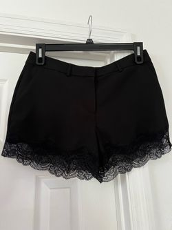 New Victoria’s Secret Lace Trouser Dressy Shorts Black Size 8 Black Front Pockets