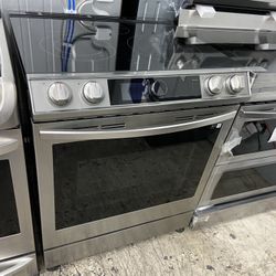 Samsung Stainless Steel 30” Electric Range Air Fry