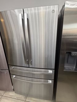 GE fridge French door