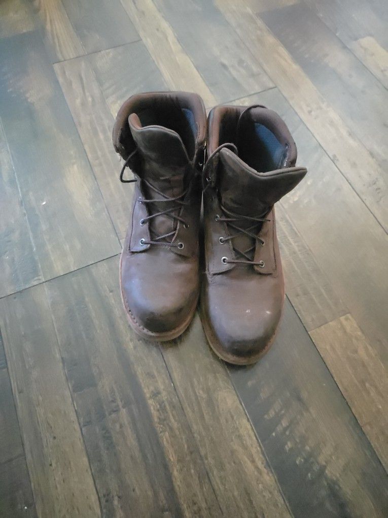 Red Wings Boots Size: 10