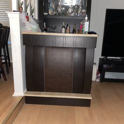 Granite Countertop Bar With Bar Chairs  