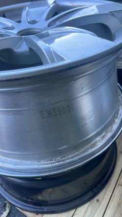 2005 Pontiac gto 6.0 wheels/rims oem