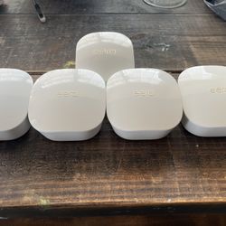 Eero 6+ & 4 Eero 6!
