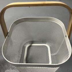 Basket/ Organizer 