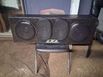 New stunt wall 10s Skar audio midrange speakers and 6x9 deaf bonce midrange $130