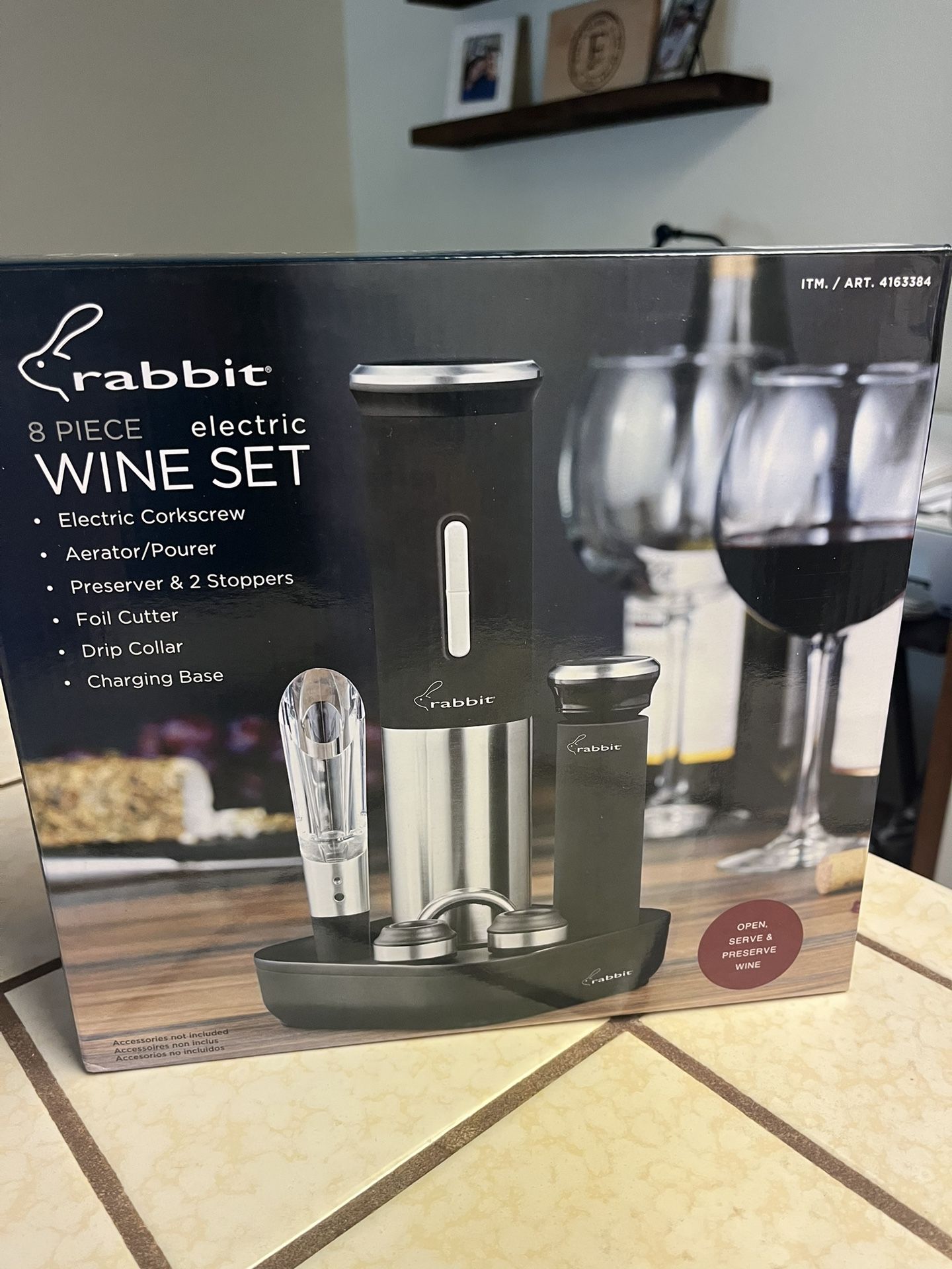 8 Piece Electric Wine Set (never used)