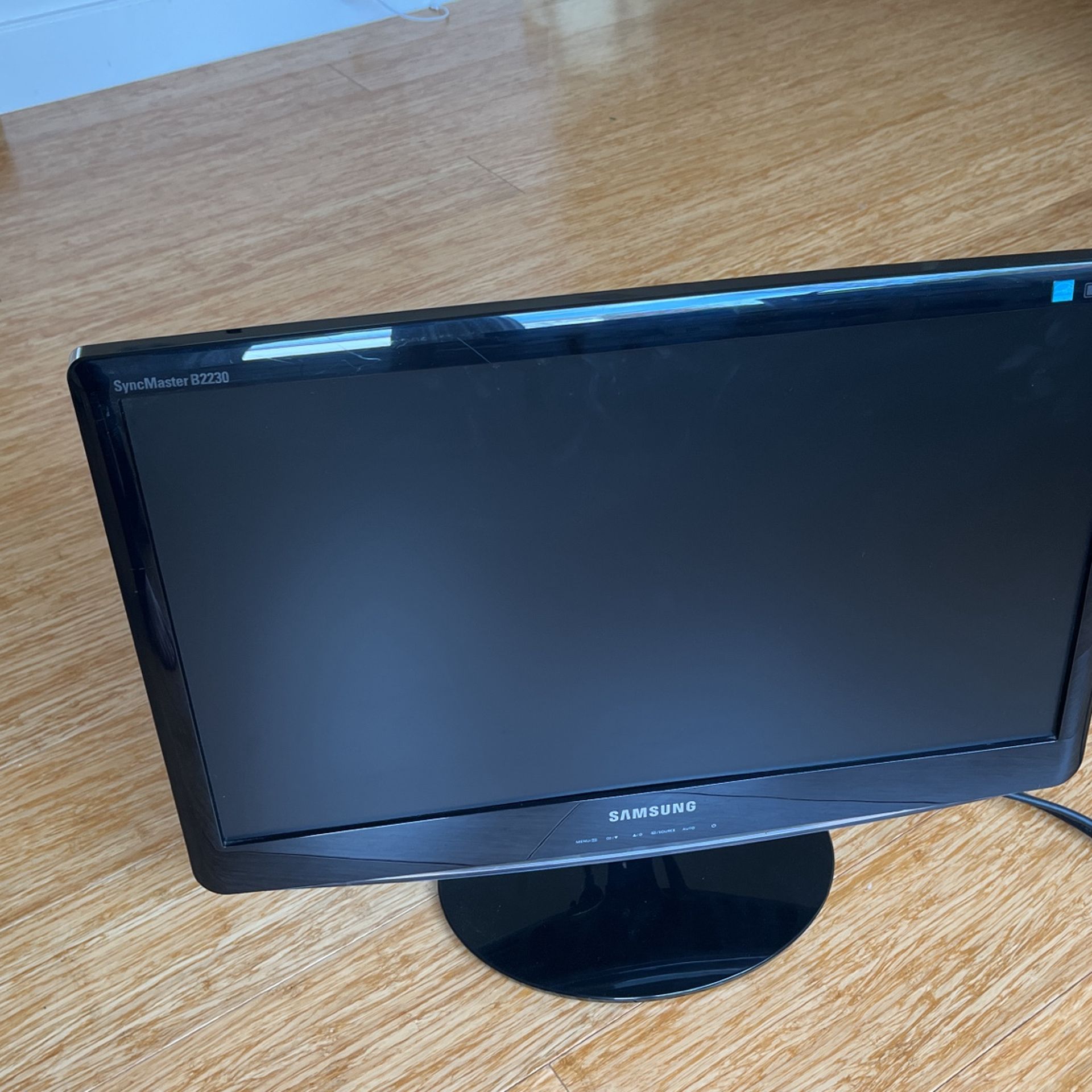 Computer Monitors Samsung B2230