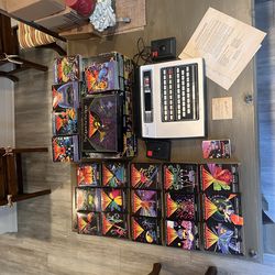 VTG 1970’s Magnovox Odyssey2 Home Video Game System & 21 Games All in Original Packaging Works