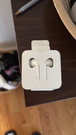 iPhone headphones