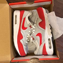  Nike Air Max 1 Kids Sz 5y