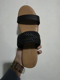 Sandal