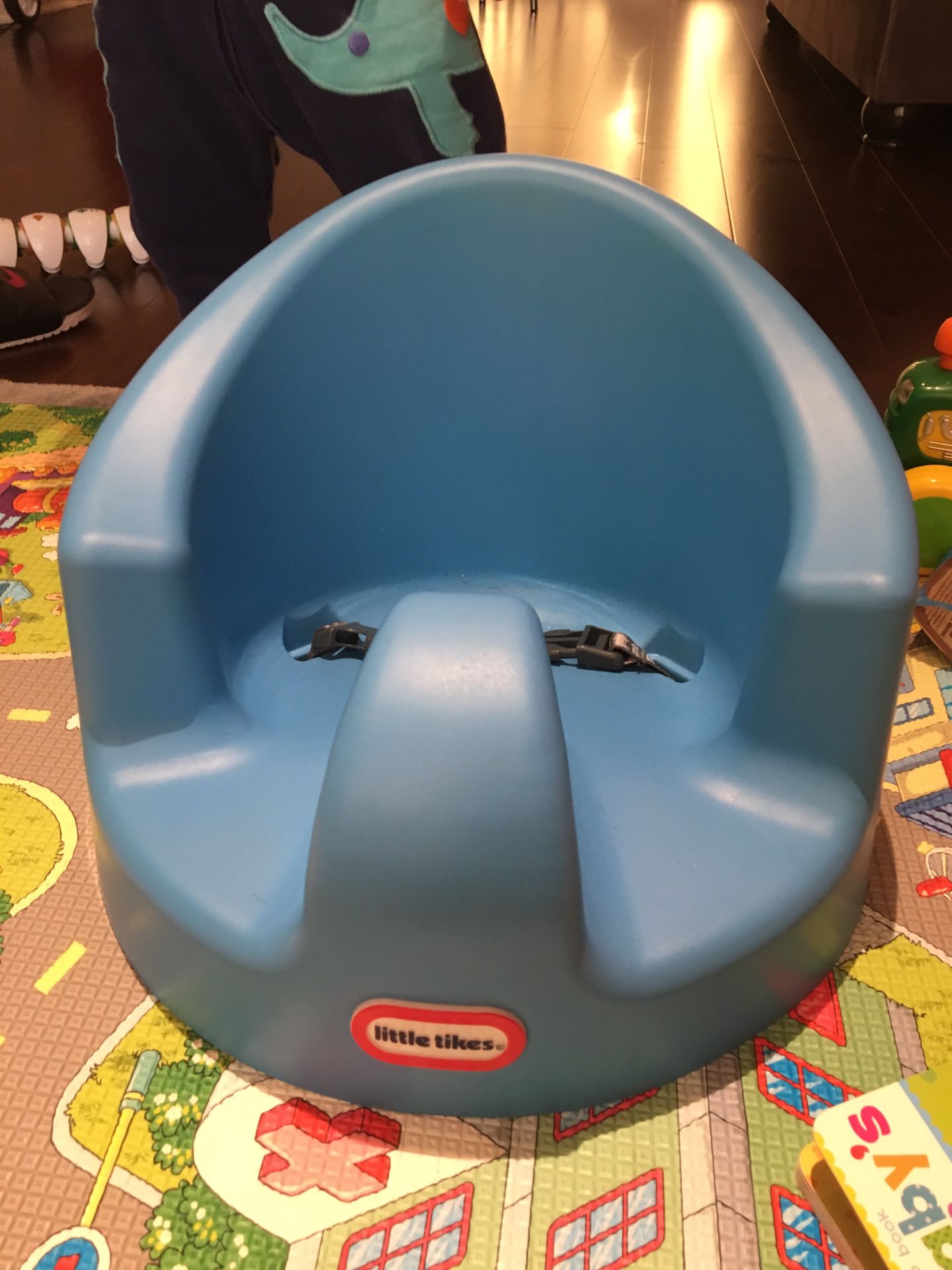 Little Tykes Seat with Tray