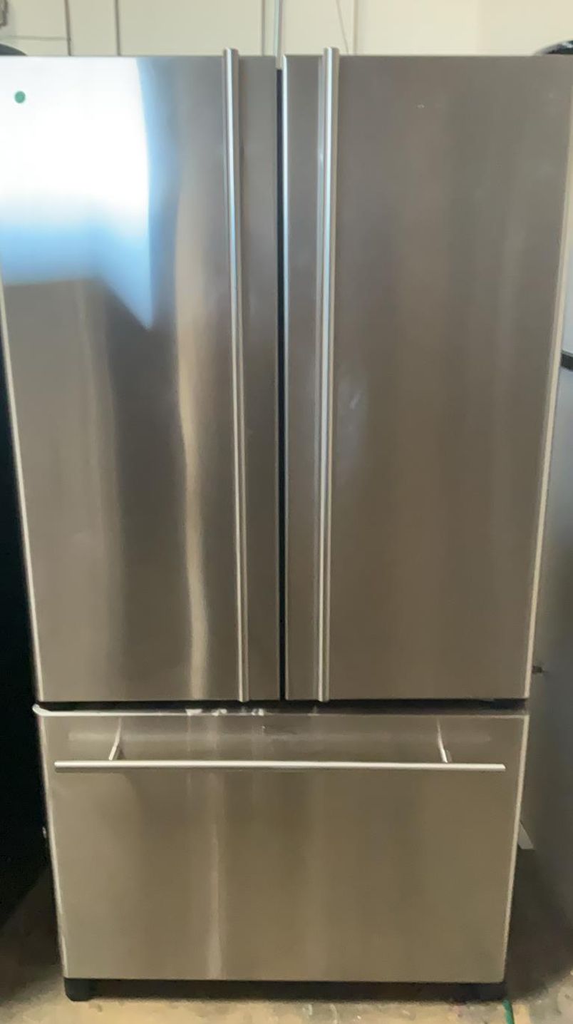 Kitchen Aid French Door Stainless Steel Fridge
