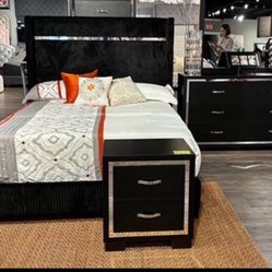 NEW QUEEN AND KING BEDROOM FURNITURE SET WITHOUT MATTRESS AND FREE DELIVERY 