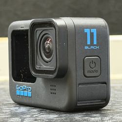 GoPro hero  11 black $225