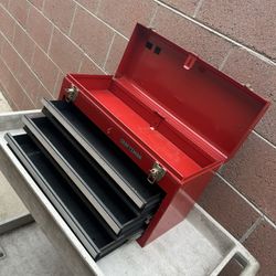 Crasfman Metal Tool Box 20”