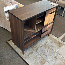 Accent Cabinet 
