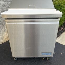 🥗❄️Empura Refrigeration E-KSP29 Refrigerated Sandwich/Salad Prep Table 28.9"W X 29.9"D X 43.2"H🥪❄️
