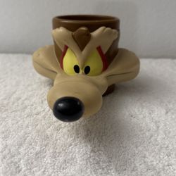 Vintage 1992 Looney Toons Wile Coyote Mug