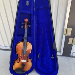 Fever 3/4 Violin With Case No Bow Only $50